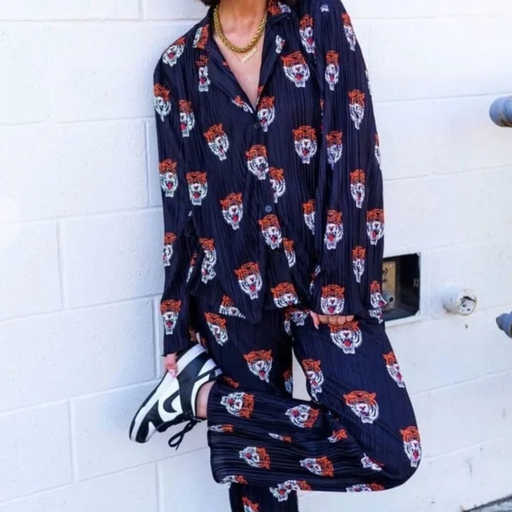 NWOT Dressed in LALA Black Tiger Print Track Plisse Pants (Pants only) | Size L